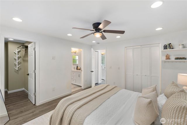 1111 S 27th Place, Renton, WA 98055