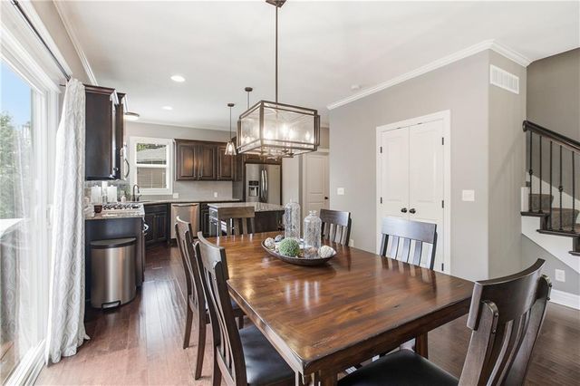 1021 SE Scarlet Court, Blue Springs, MO 64014