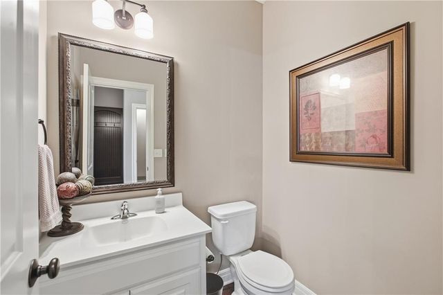 1021 SE Scarlet Court, Blue Springs, MO 64014
