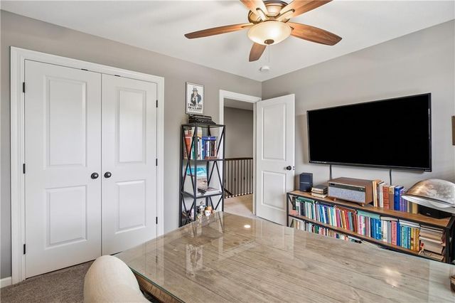 1021 SE Scarlet Court, Blue Springs, MO 64014