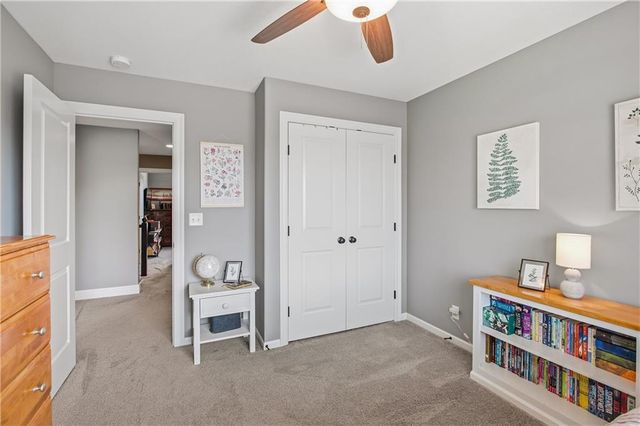 1021 SE Scarlet Court, Blue Springs, MO 64014