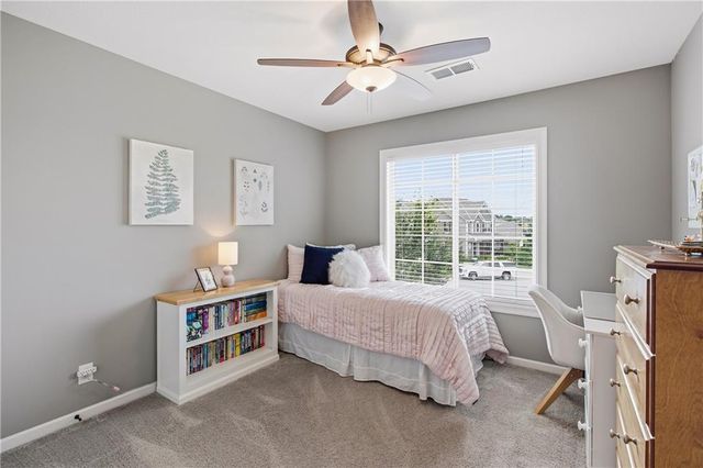 1021 SE Scarlet Court, Blue Springs, MO 64014