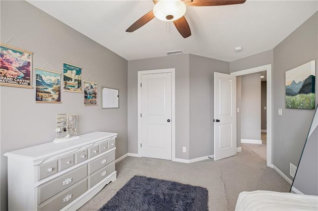1021 SE Scarlet Court, Blue Springs, MO 64014