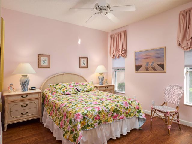 70 Cayman Place, Palm Beach Gardens, FL 33418