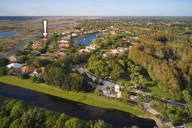 70 Cayman Place, Palm Beach Gardens, FL 33418