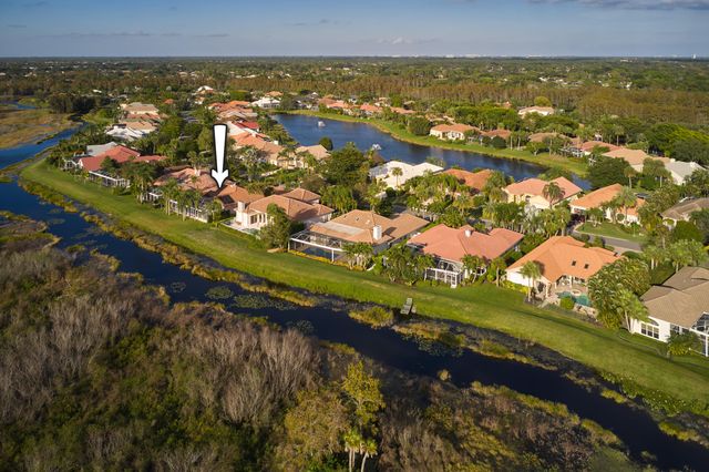 70 Cayman Place, Palm Beach Gardens, FL 33418