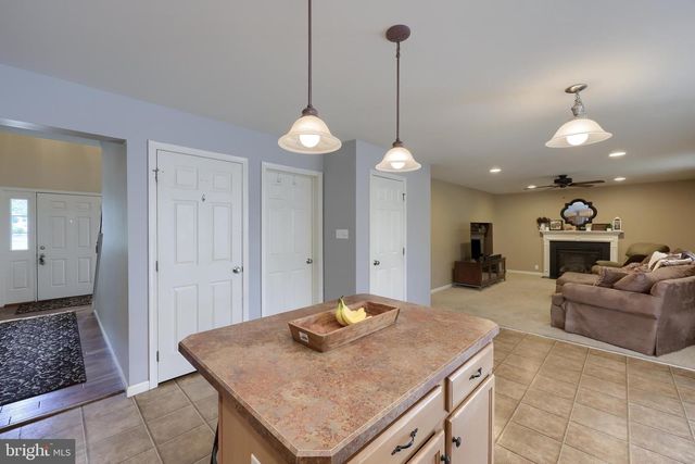 137 PICKWICK CIR, Palmyra, PA 17078