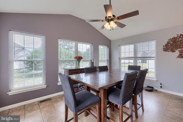 137 PICKWICK CIR, Palmyra, PA 17078