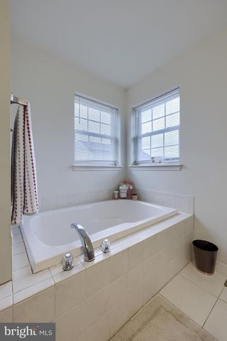 137 PICKWICK CIR, Palmyra, PA 17078