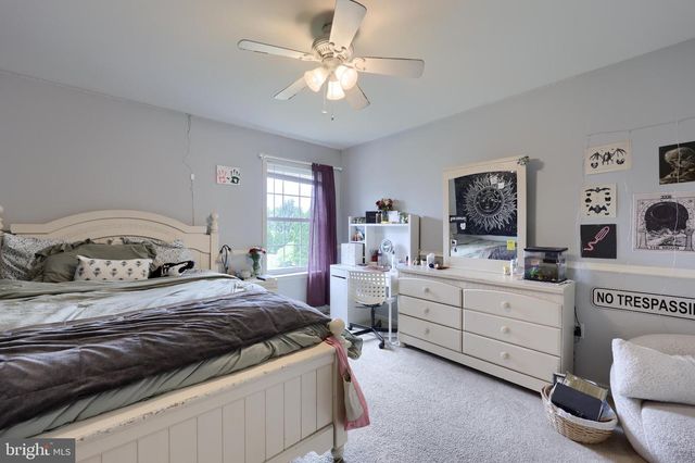 137 PICKWICK CIR, Palmyra, PA 17078