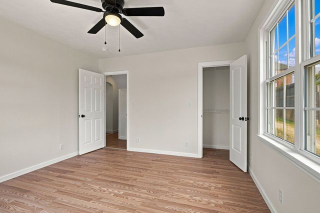 409 7th Ave, W, Springfield, TN 37172