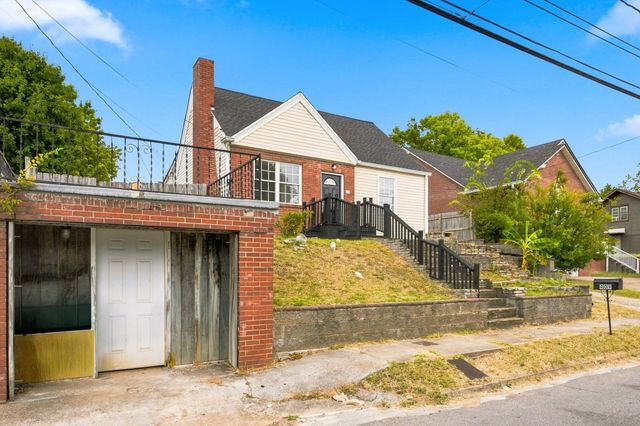 409 7th Ave, W, Springfield, TN 37172