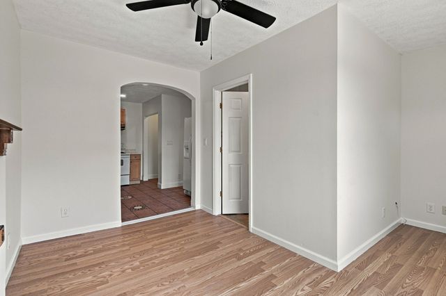 409 7th Ave, W, Springfield, TN 37172