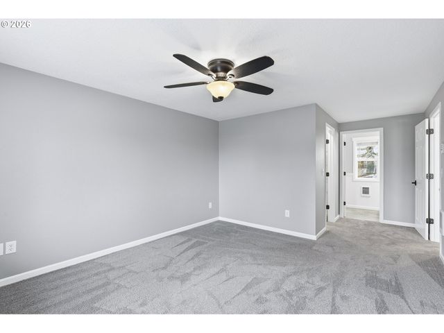 1559 E 2ND St, Newberg, OR 97132