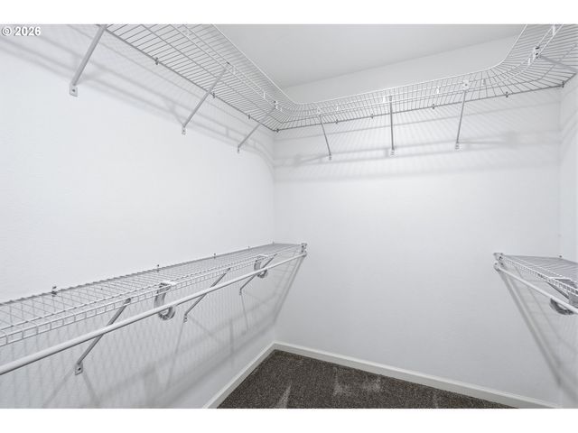 1559 E 2ND St, Newberg, OR 97132