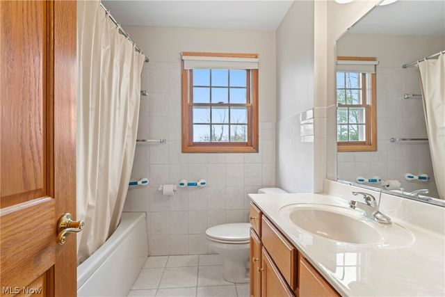 6065 Saint Elia Court, Canfield, OH 44406