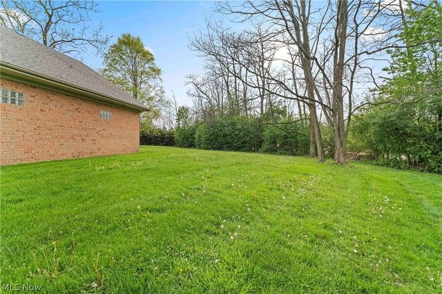 6065 Saint Elia Court, Canfield, OH 44406