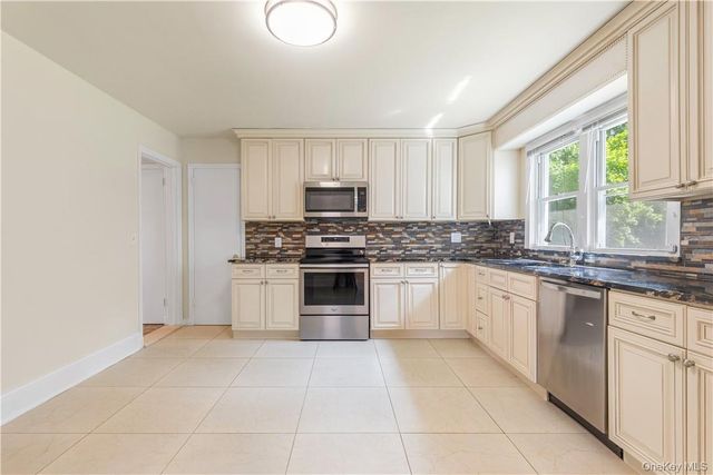 228 Union Avenue, Harrison, NY 10528