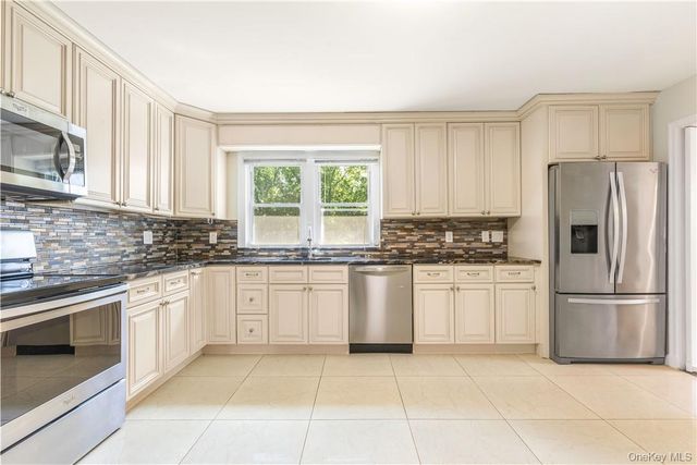 228 Union Avenue, Harrison, NY 10528