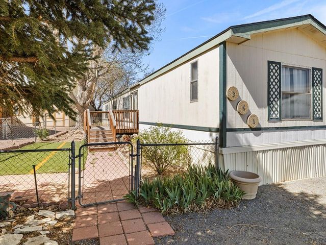 360 E Byrd Dr, Pueblo West, CO 81007