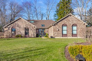 5 Whitby Circle, Lincolnshire, IL 60069