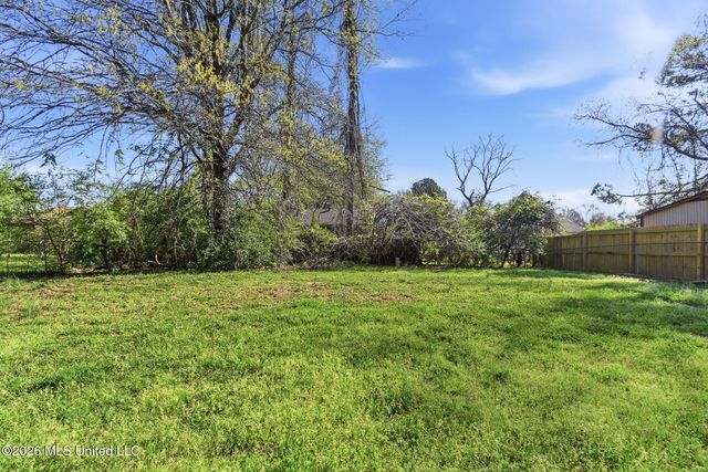 6460 Yorkshire Road, Horn Lake, MS 38637