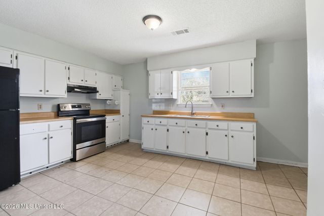 6460 Yorkshire Road, Horn Lake, MS 38637