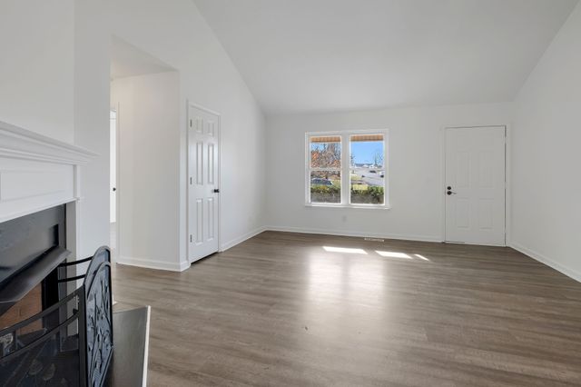 848 Stone Hedge Ct, Old Hickory, TN 37138