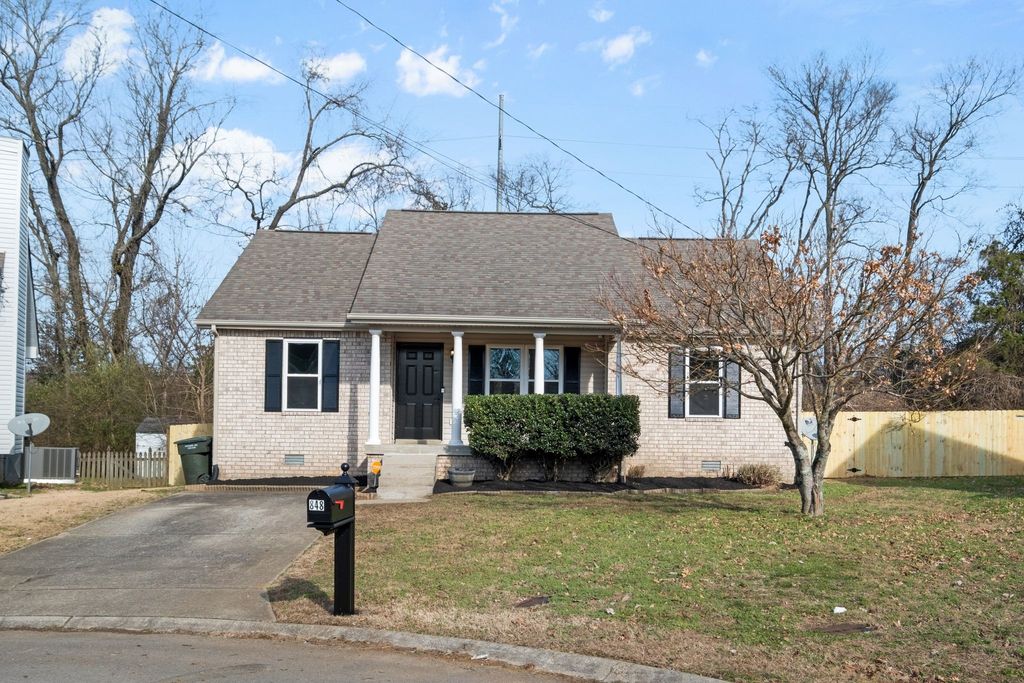 848 Stone Hedge Ct, Old Hickory, TN 37138