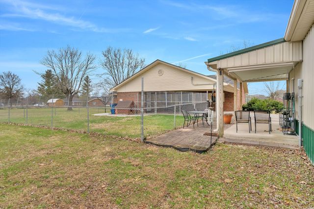 1210 Hills Chapel Rd, Manchester, TN 37355