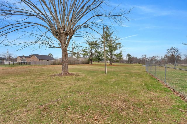 1210 Hills Chapel Rd, Manchester, TN 37355