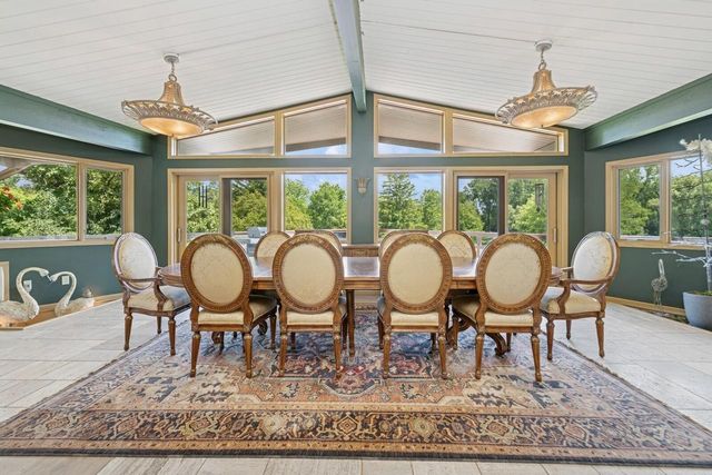 W1800 County Road B, Genoa City, WI 53128