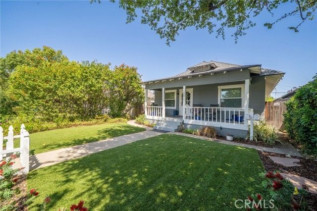 124 N Vista Bonita Avenue, Glendora, CA 91741