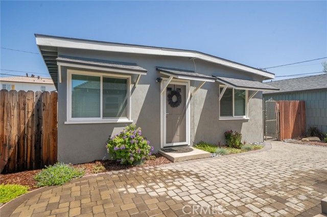 124 N Vista Bonita Avenue, Glendora, CA 91741