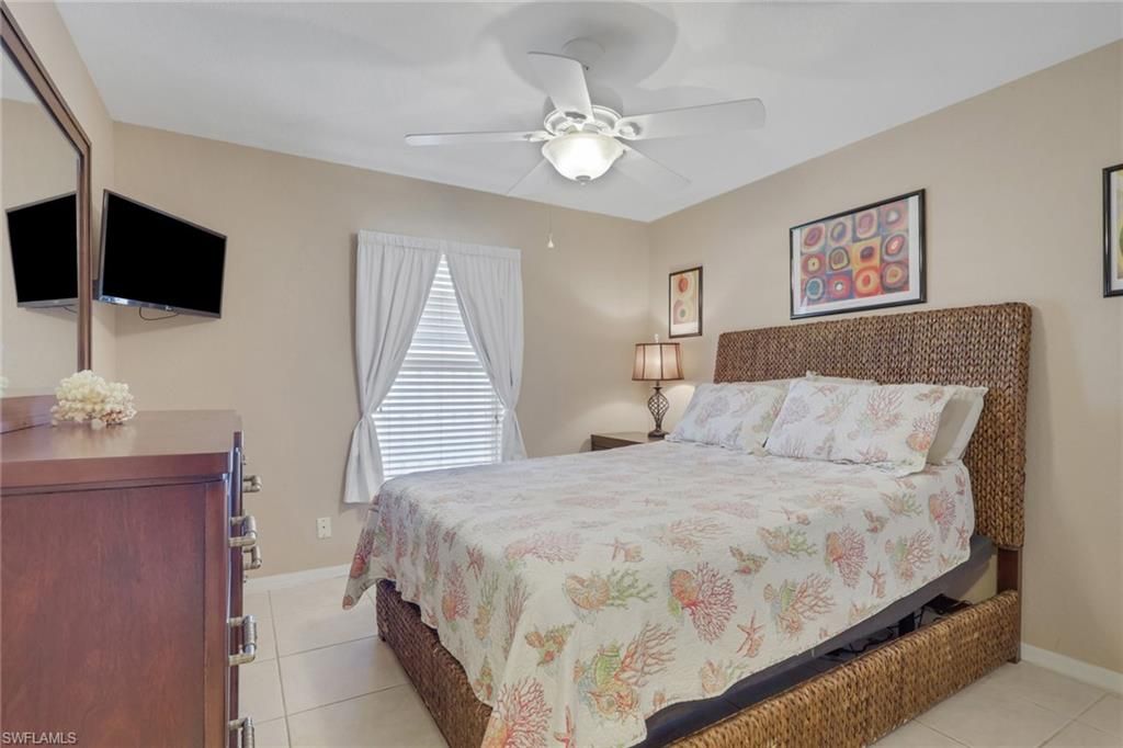 Image 18 of property listing at 134 SE 18th ST, Cape Coral, FL 33990