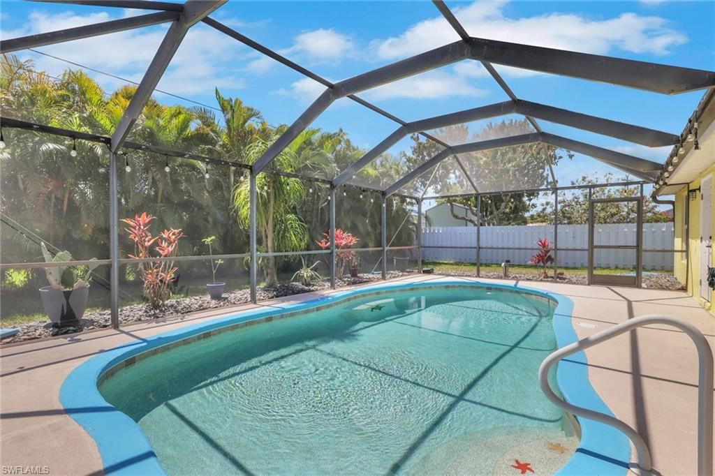 Image 2 of property listing at 134 SE 18th ST, Cape Coral, FL 33990