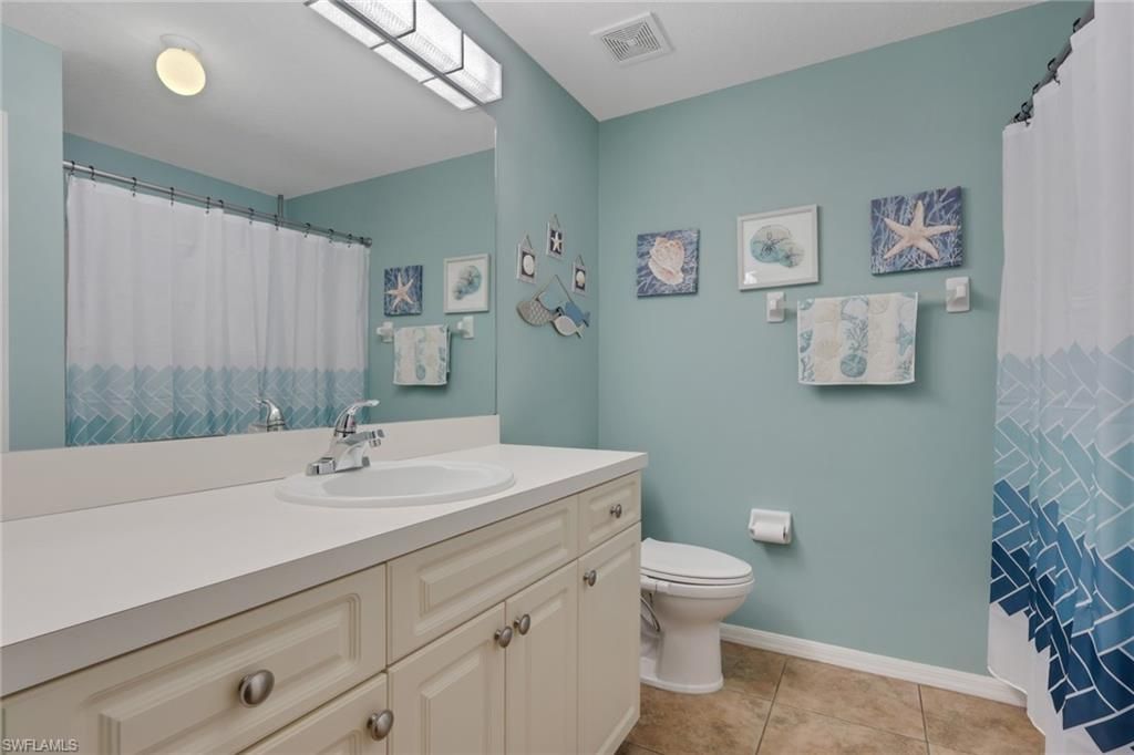 Image 20 of property listing at 134 SE 18th ST, Cape Coral, FL 33990