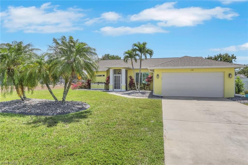 Image 27 of property listing at 134 SE 18th ST, Cape Coral, FL 33990