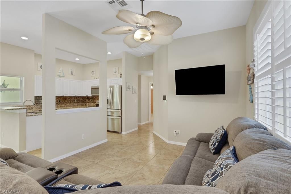 Image 9 of property listing at 134 SE 18th ST, Cape Coral, FL 33990