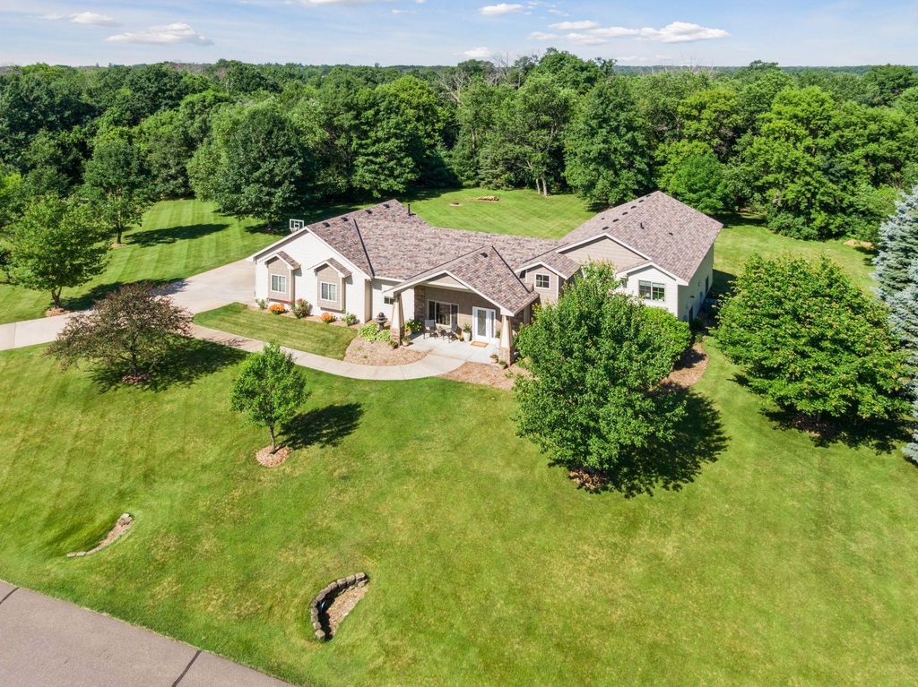 21530 Potawatomi Street NW, Oak Grove, MN 55303