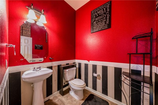 2005 Santa Barbara CT, Round Rock, TX 78665