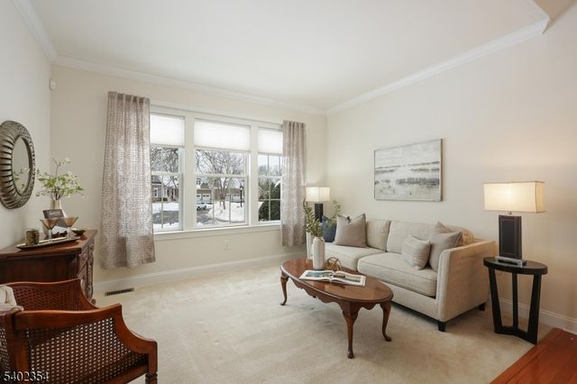 64 Bedford Dr, Montgomery Twp., NJ 08558