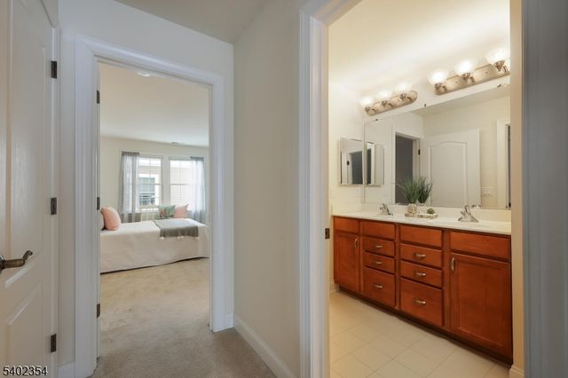 64 Bedford Dr, Montgomery Twp., NJ 08558