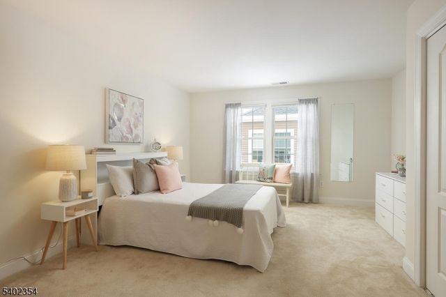 64 Bedford Dr, Montgomery Twp., NJ 08558