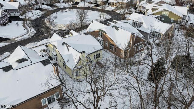 64 Bedford Dr, Montgomery Twp., NJ 08558