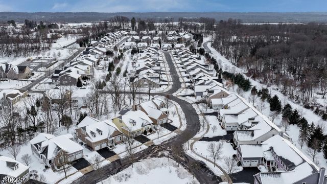 64 Bedford Dr, Montgomery Twp., NJ 08558