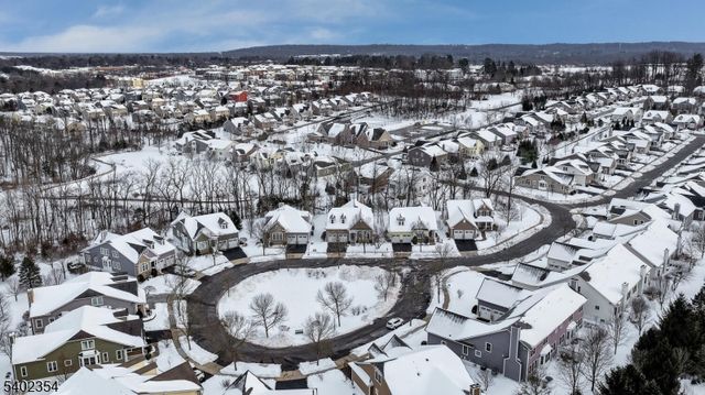 64 Bedford Dr, Montgomery Twp., NJ 08558