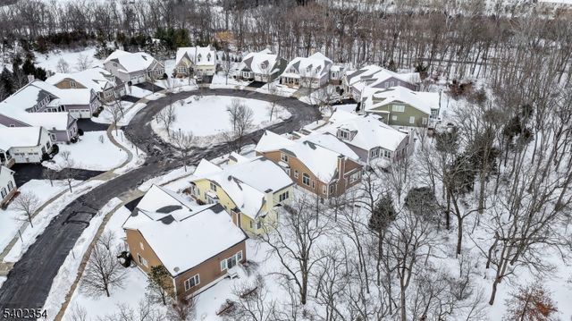 64 Bedford Dr, Montgomery Twp., NJ 08558