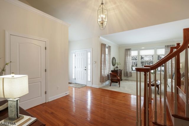 64 Bedford Dr, Montgomery Twp., NJ 08558