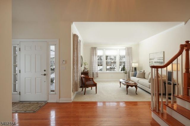 64 Bedford Dr, Montgomery Twp., NJ 08558